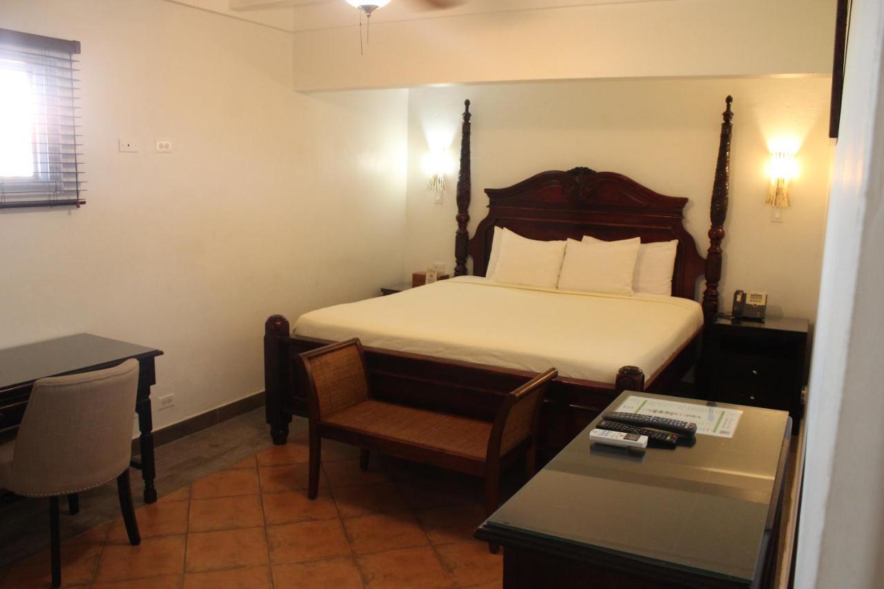 Altamont West Hotel Montego Bay Eksteriør billede